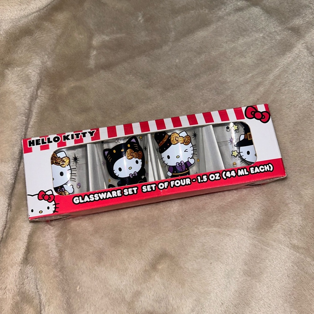 Hello Kitty Glassware Set of Four Sanrio